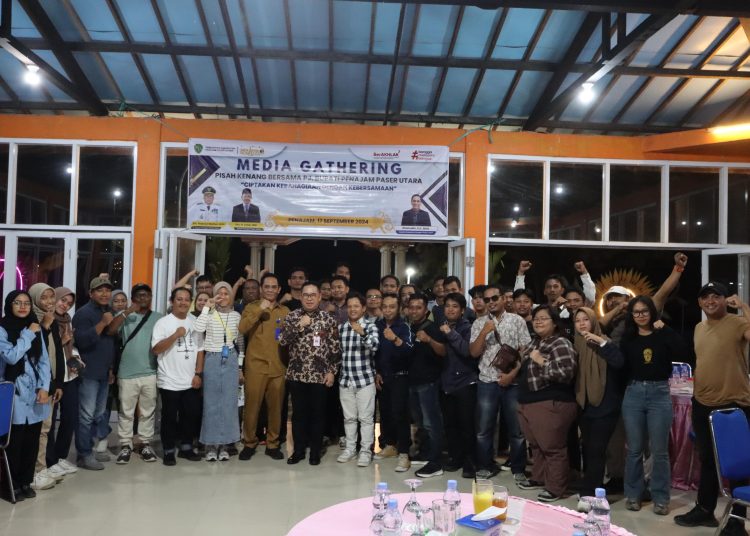 Diskominfo PPU Gelar Pisah Kenang, Makmur Marbun dengan Awak Media