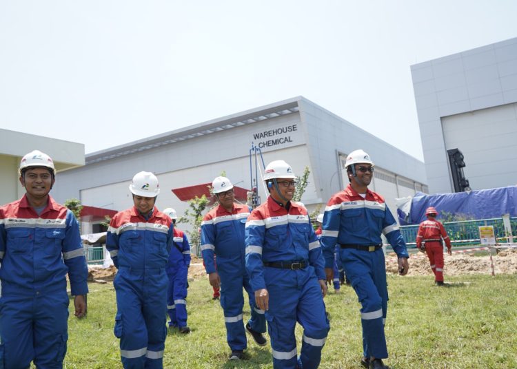 Dukung Target Emisi Nol 2060, Pertamina Bangun PLTS Atap Terbesar di Kilang Balikpapan