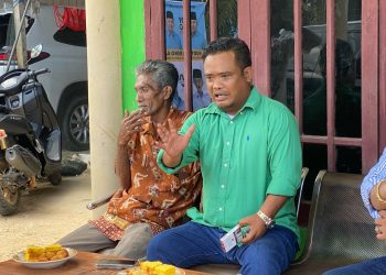 Irawan Dorong Fasilitas Penjualan Sawo untuk Petani di Waru