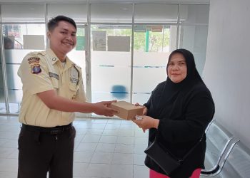 Pegadaian Kalimantan Berbagi Makanan Bergizi untuk Warga dan Nasabah