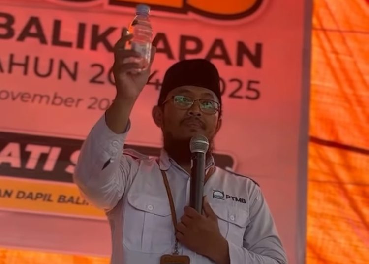 Perwakilan PTMB memberikan pemaparan dalam reses yang digelar oleh anggota DPRD Kota Balikpapan, Muliati, pada Rabu, 13 November 2024
