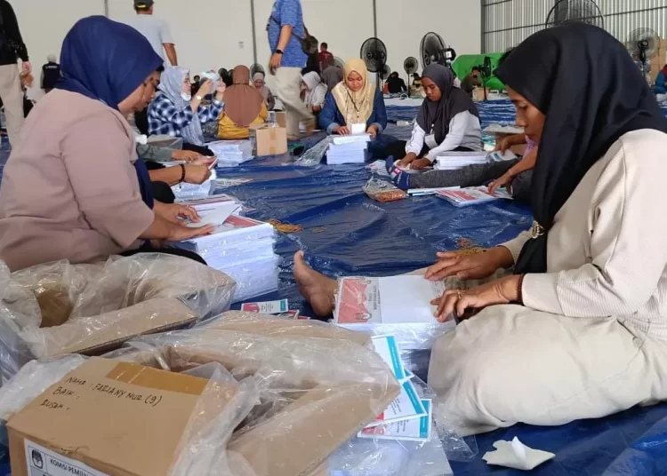 KPU Balikpapan Mulai Sortir dan Lipat Surat Suara Pilkada 2024