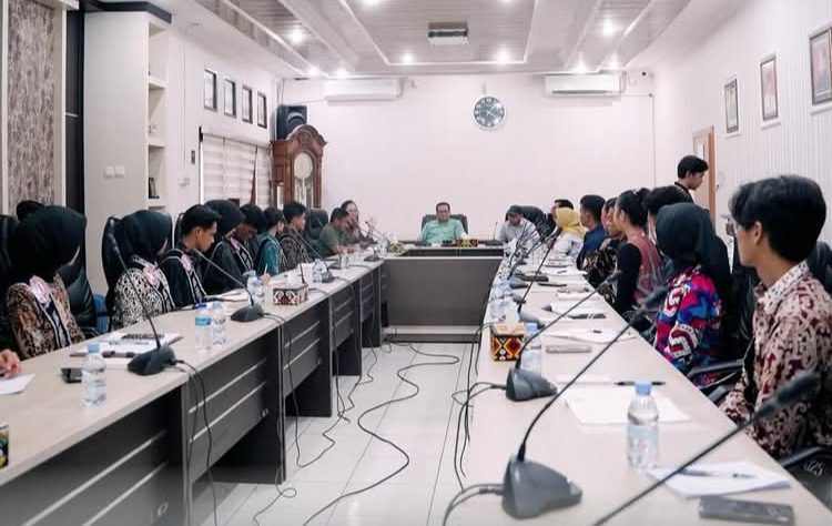 Disparpora Perkenalkan Duta Pemuda ke DPRD Balikpapan