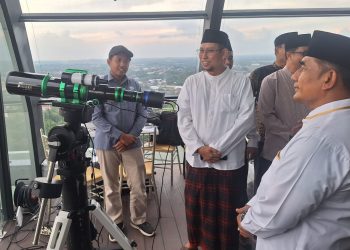 Sekda Balikpapan Pantau Hilal 1 Ramadan Bersama BMKG dan Kemenag