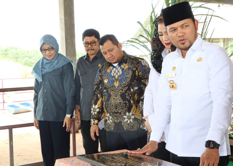 Mudyat Noor Dampingi Gubernur Kaltim Resmikan Kandang INFASY