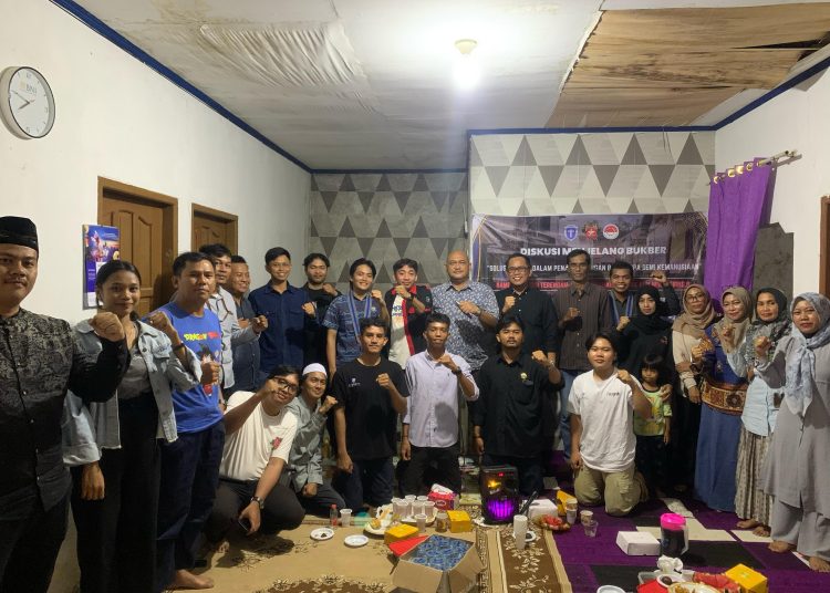 Mahasiswa dan Warga GPA Gelar Bukber dan Diskusi Solusi Banjir