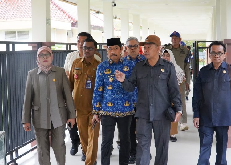 Tingkatkan Pelayanan Publik, Wakil Bupati PPU, Abdul Waris Muin Sidak RSUD RAPB