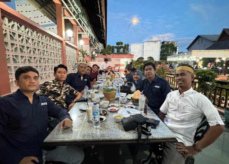 Diskusi & Bukber JMSI: DPRD Balikpapan Minta Transparansi Layanan BPJS