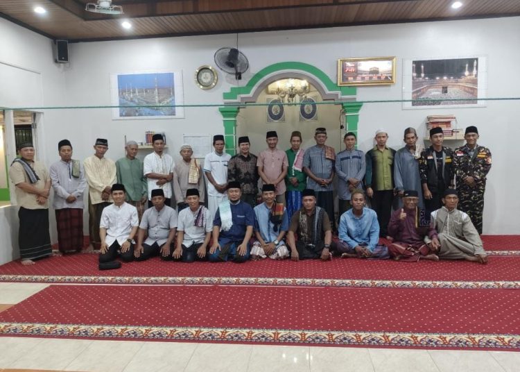 Lurah Maluhu Dengarkan Aspirasi Warga di Setiap Masjid