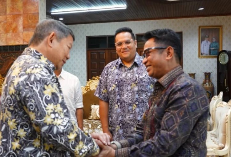 Kolaborasi ! Balikpapan Bahas Investasi Sektor Air Bersih Dengan Hashim Djojohadikusumo