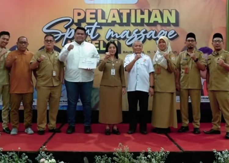 Disparpora Balikpapan Gelar Pelatihan Sport Massage untuk Atlet