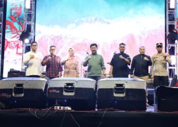 Spirit Maritim Kukar Bergema di Samboja Lewat Pesta Laut Pesisir Nusantara 2025