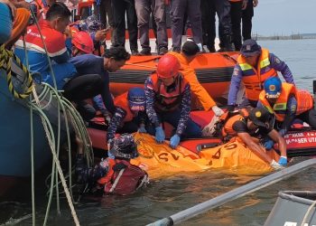 Akhirnya Ditemukan ! Jasad Kahayu Korban Terakhir Ferry Muchlisa Berada di Cardeck