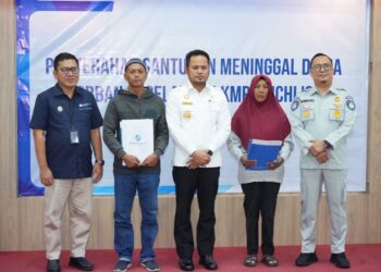 Harum Serahkan Santunan Rp125 Juta kepada Keluarga Korban KMP Muchlisa