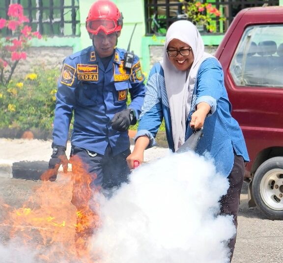 PLN UIP KLT Perkuat Kesiapsiagaan Kebakaran Bersama BPBD