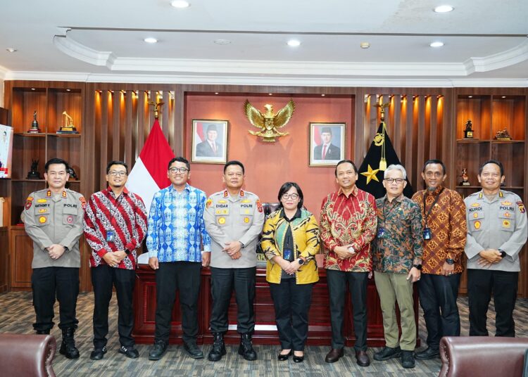 PLN dan Polda Kaltim Perkuat Sinergi Amankan Infrastruktur Listrik