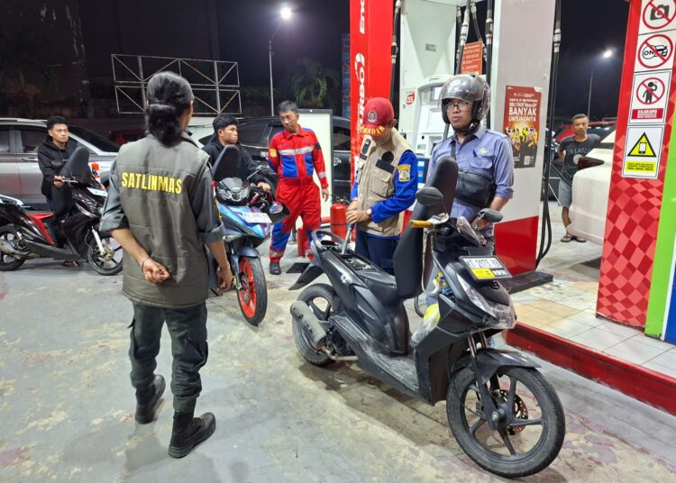 Satpol PP Kerahkan Linmas Jaga Kondusifitas SPBU Balikpapan