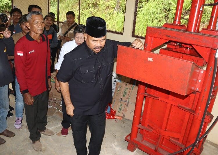 Gerakan Nol Sampah Dimulai dari Bukit Biru, Bank Sampah Asri Diresmikan