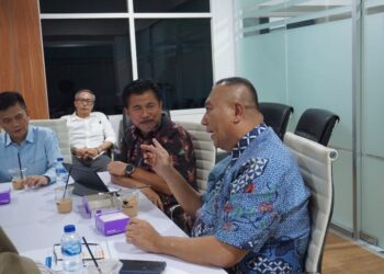 Kukar Dorong Investasi Hijau, Sekda Sunggono Bahas Karbon Gambut di BKPM