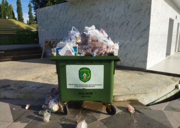 DLHK Kukar Imbau Pengunjung Jaga Kebersihan Taman Tanjong