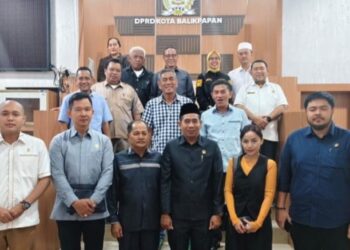 Studi Banding DPRD Samarinda, Bus Bacitra Jadi Sorotan Utama di Balikpapan