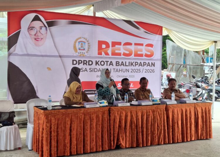 Wujudkan Kesejahteraan Sosial, Hj. Iim Gandeng Komunitas Halte Sedekah