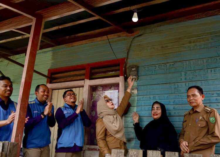 Terang PLN UIP KLT Hadirkan Harapan Baru dan Senyum Kehidupan bagi Masyarakat