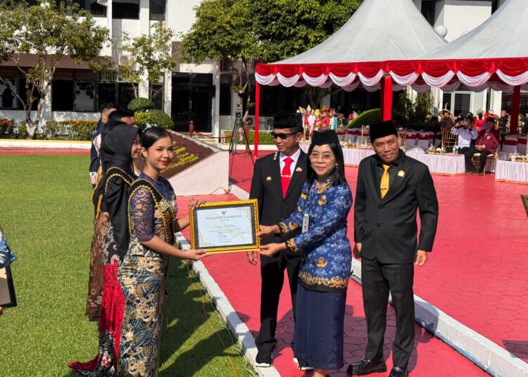 16 Pemuda dan Komunitas Balikpapan Terima Penghargaan di Momen Sumpah Pemuda 2025