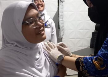 Berikan Imunisasi HPV, Puskesmas Gubah Tekankan Pentingnya Cegah Kanker Serviks Sejak Dini