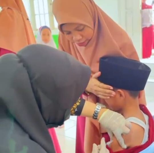 Puskesmas Gunung Bahagia Imunisasi Ratusan Murid di SDIT Ibnu Hajar, Tegaskan Pentingnya Cegah Difteri dan Tetanus Sejak Dini