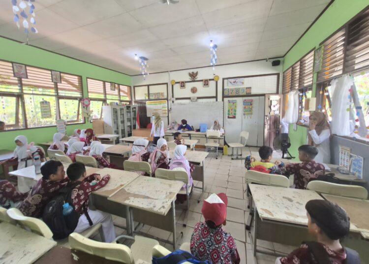 Semarak HKN 2025, Puskesmas Manggar Gelar Imunisasi BIAS di SDN 021 Balikpapan Timur