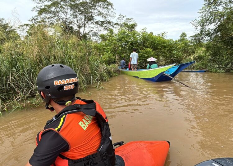 Tim SAR Sisir 10 Km Sungai Belayan, Korban Kecelakaan Perahu Masih Hilang