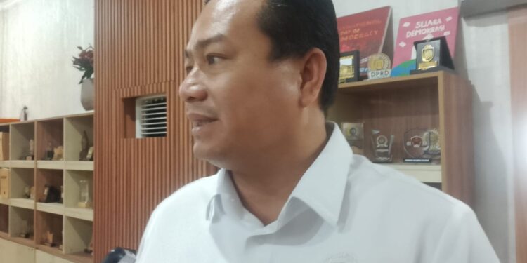 Guru PJLP Sampaikan Aspirasi ke DPRD, THR Tahun Ini Diperkirakan Belum Bisa Diberikan