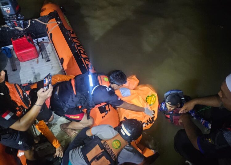 Dua Hari Dicari, Giver Ditemukan Meninggal di Sungai Mahakam