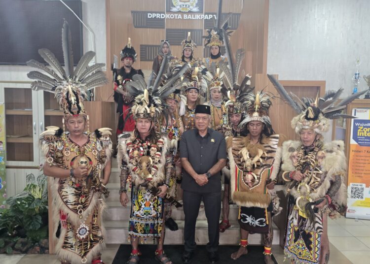 Kopaskal Wakili Balikpapan Tampil di Jember Fashion Carnaval