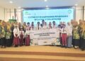 IIKP Pegadaian Balikpapan Salurkan Bantuan Pendidikan untuk 16 Siswa Berprestasi
