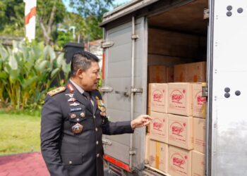 Polda Metro Jaya Kirim 12 Truk Bantuan untuk Korban Gempa NTT