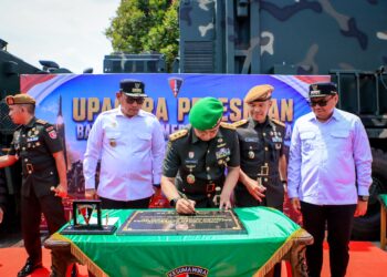 Pangdam VI/Mlw Resmikan Yonarmed 22, Kekuatan Pertahanan Kaltim Bertambah