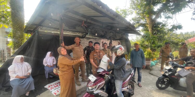 Bantu Kebutuhan Warga, Margomulyo Salurkan Beras untuk 980 KK